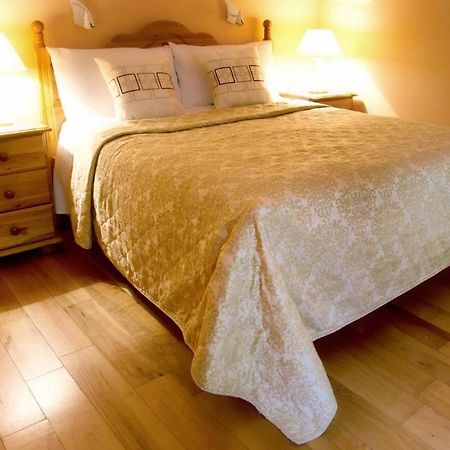 Mccarthy'S Lodge B&B Westport Rom bilde
