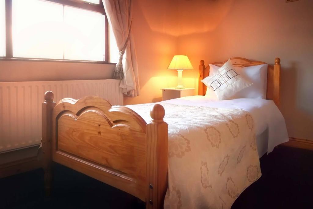 Mccarthy'S Lodge B&B Westport Rom bilde